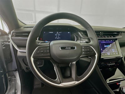 2025 Jeep Grand Cherokee GRAND CHEROKEE L LAREDO 4X4