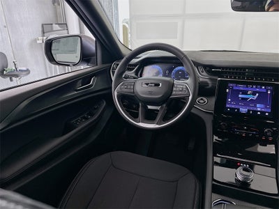 2025 Jeep Grand Cherokee GRAND CHEROKEE L LAREDO 4X4