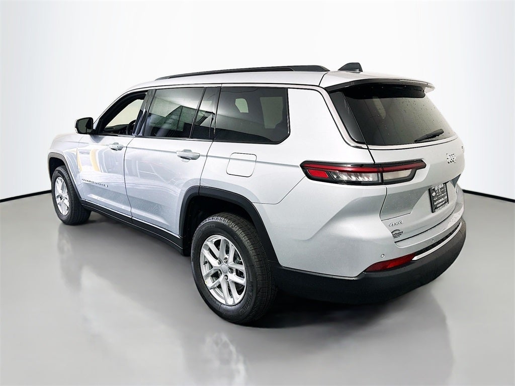 2025 Jeep Grand Cherokee GRAND CHEROKEE L LAREDO 4X4