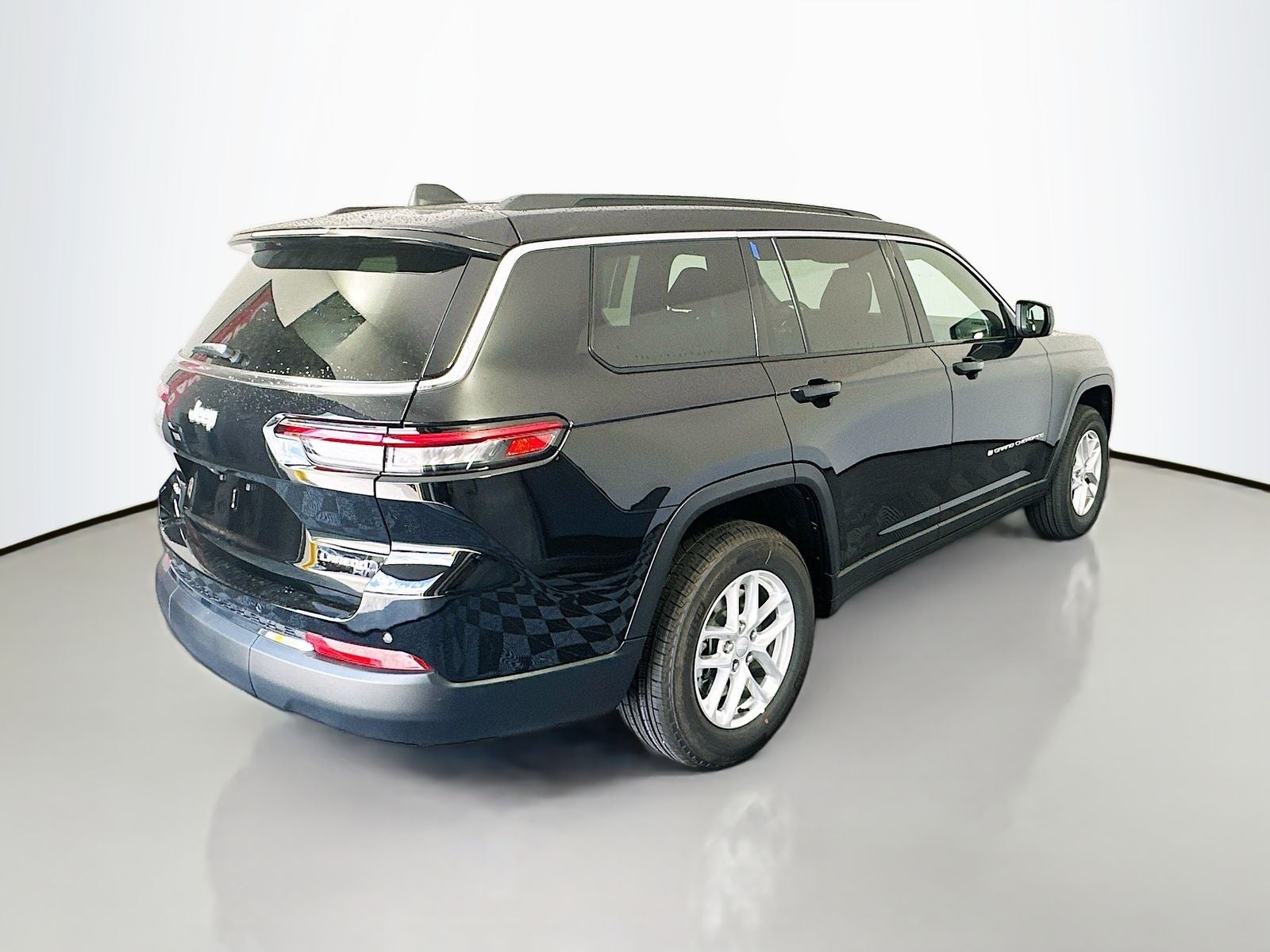 2026 Jeep Grand Cherokee GRAND CHEROKEE L LAREDO X 4X4