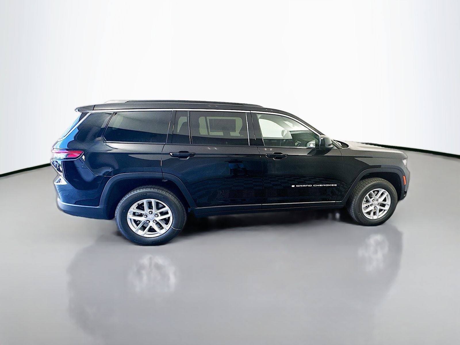 2026 Jeep Grand Cherokee GRAND CHEROKEE L LAREDO X 4X4