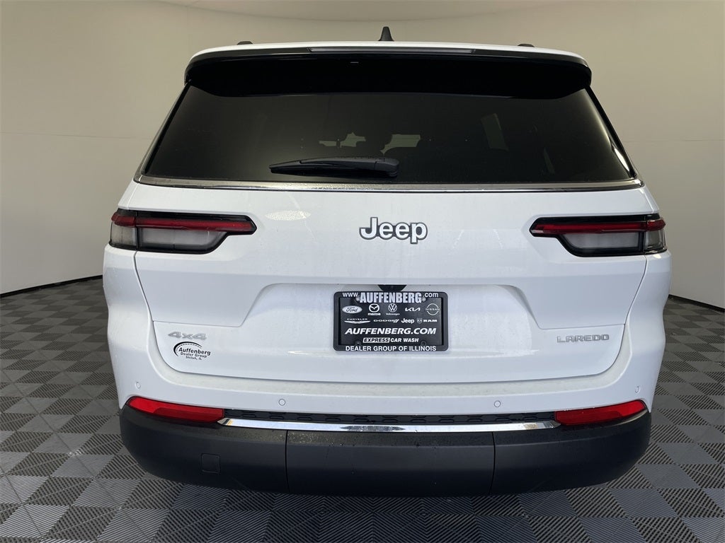 2025 Jeep Grand Cherokee GRAND CHEROKEE L LAREDO X 4X4