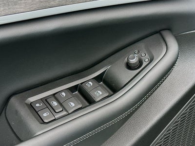 2026 Jeep Grand Cherokee GRAND CHEROKEE L LAREDO ALTITUDE 4X4