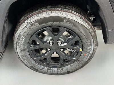 2026 Jeep Grand Cherokee GRAND CHEROKEE L LAREDO ALTITUDE 4X4