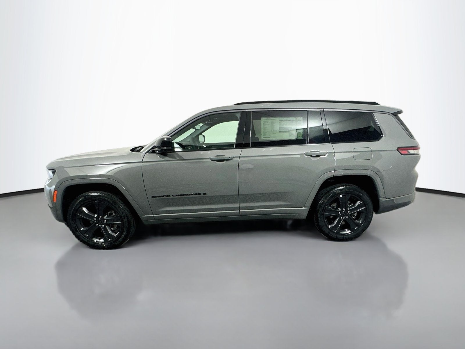 2027 Jeep Grand Cherokee Limited Reserve