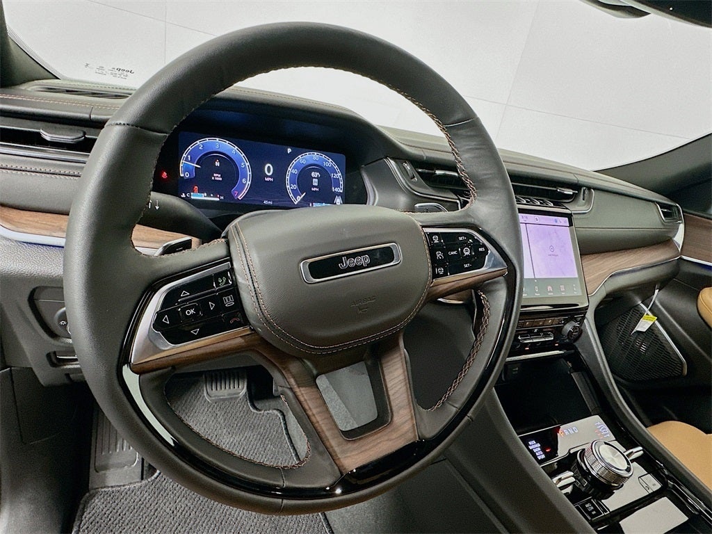 2025 Jeep Grand Cherokee GRAND CHEROKEE L SUMMIT 4X4