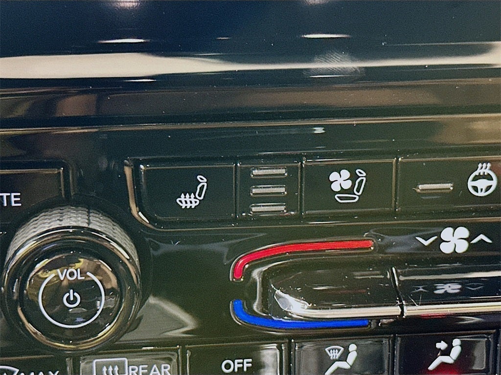 2025 Jeep Grand Cherokee GRAND CHEROKEE L SUMMIT 4X4