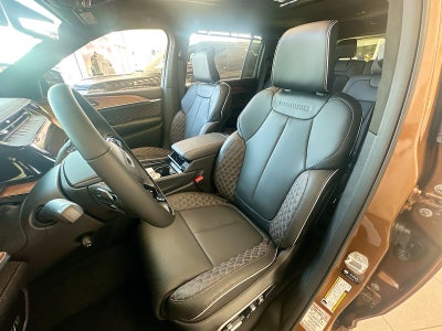 2026 Jeep Grand Cherokee GRAND CHEROKEE L SUMMIT 4X4