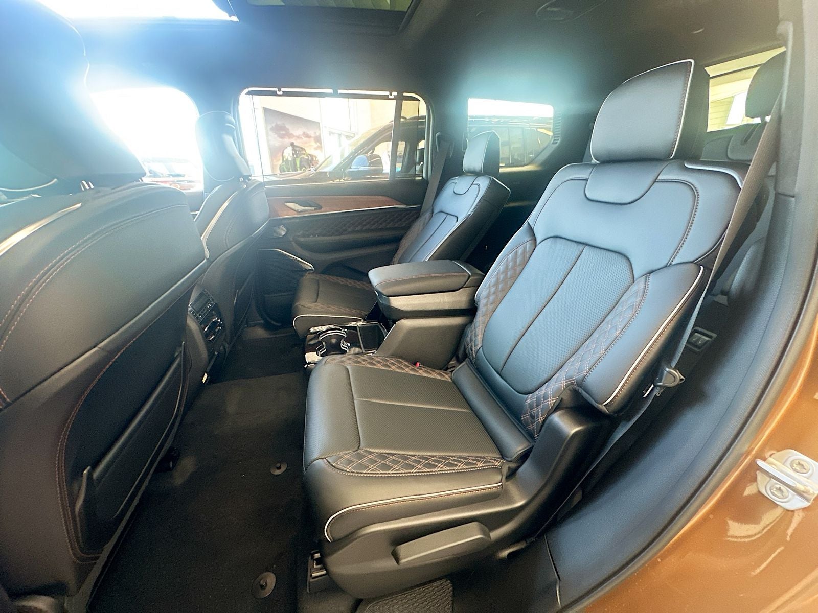2026 Jeep Grand Cherokee GRAND CHEROKEE L SUMMIT 4X4