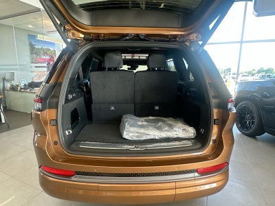 2026 Jeep Grand Cherokee GRAND CHEROKEE L SUMMIT 4X4