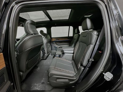 2026 Jeep Grand Cherokee GRAND CHEROKEE L SUMMIT 4X4