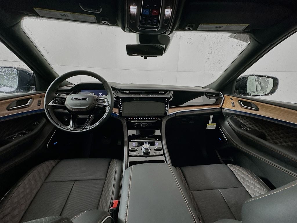 2026 Jeep Grand Cherokee GRAND CHEROKEE L SUMMIT 4X4