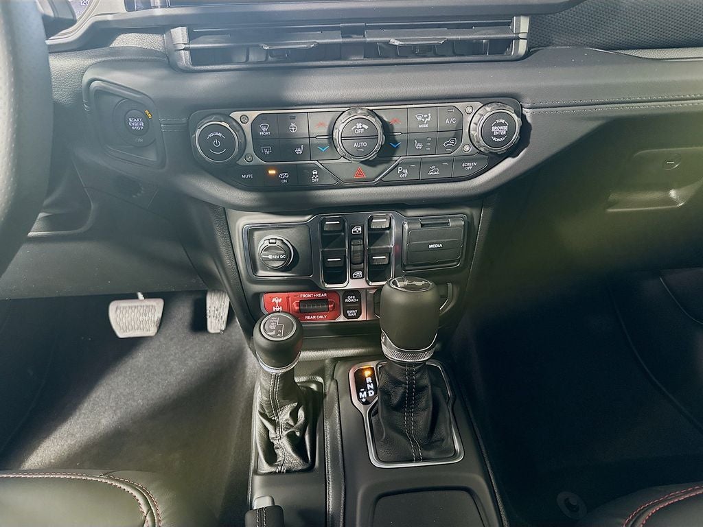 2026 Jeep Wrangler WRANGLER 4-DOOR MOAB 392