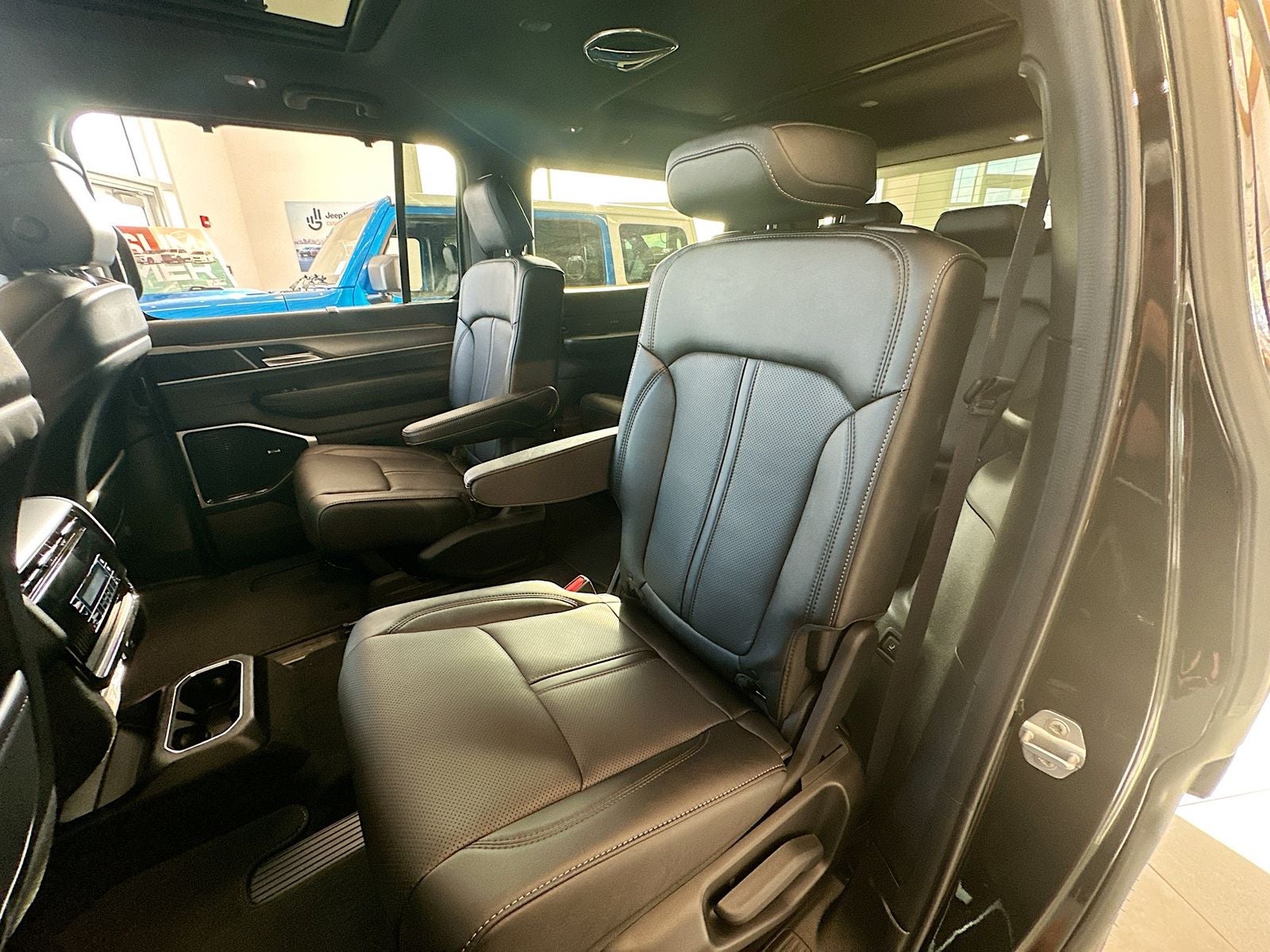 2026 Jeep Grand Wagoneer GRAND WAGONEER LIMITED RESERVE 4X4