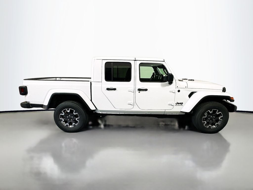 2026 Jeep Gladiator GLADIATOR SAHARA 4X4
