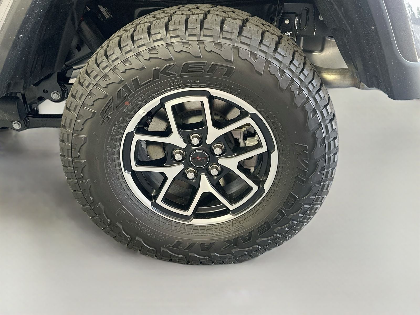 2026 Jeep Gladiator GLADIATOR SHADOW OPS 4X4