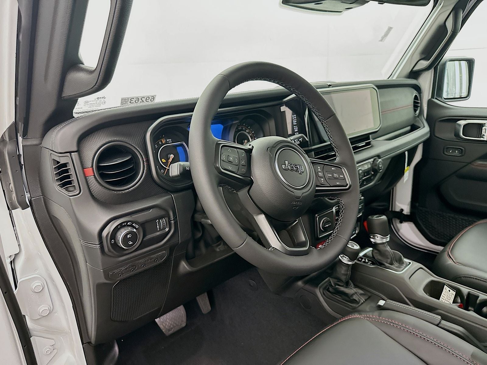 2026 Jeep Gladiator GLADIATOR SHADOW OPS 4X4