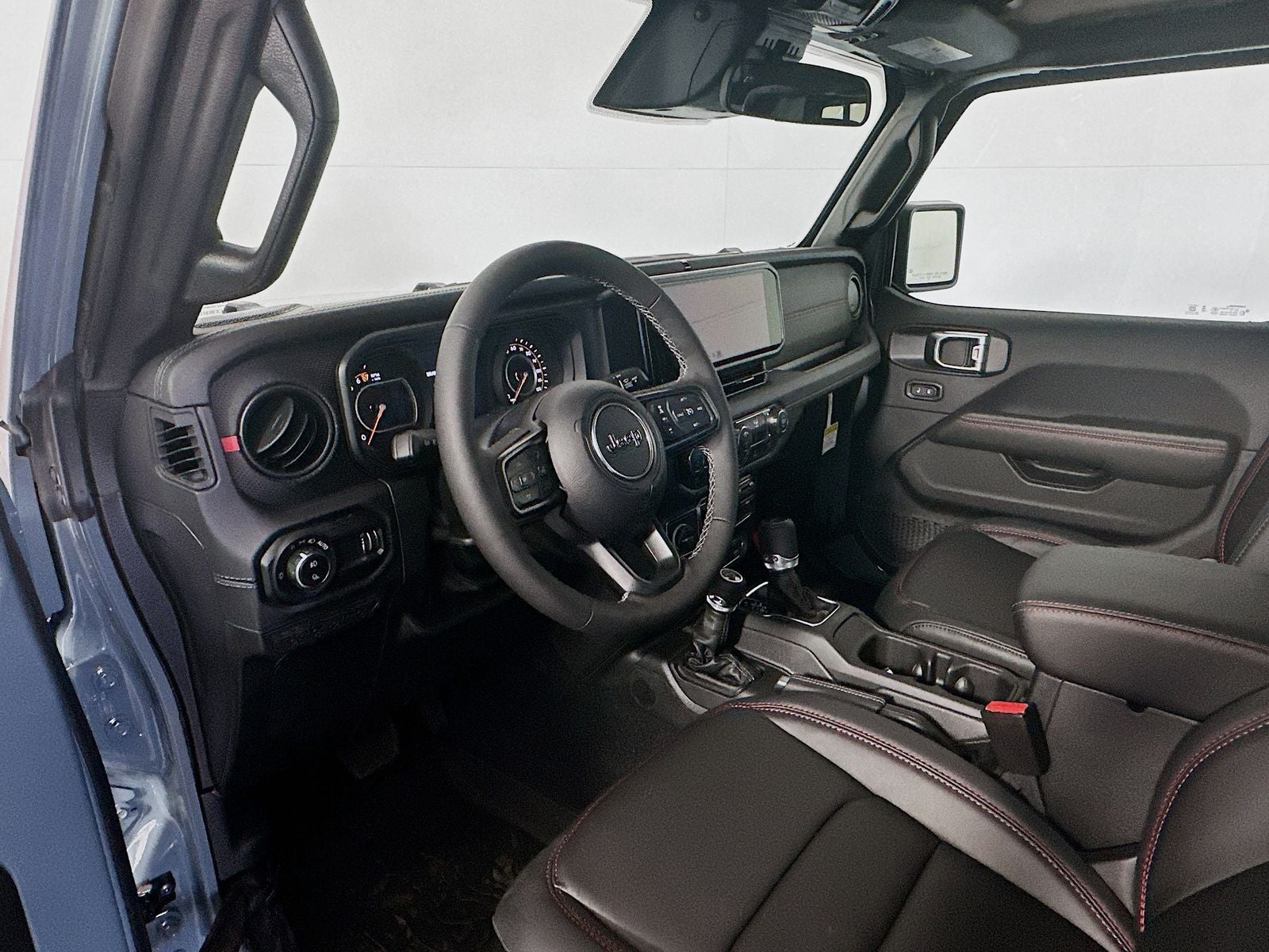 2026 Jeep Gladiator GLADIATOR SHADOW OPS 4X4