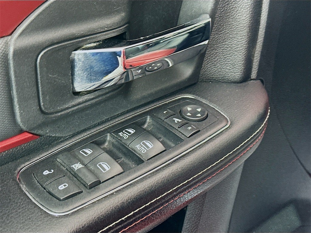 2017 RAM 1500 Rebel Crew Cab 4x4 5'7' Box