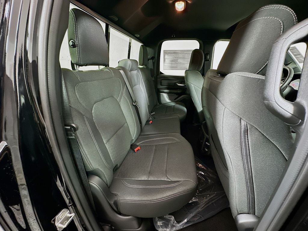 2026 RAM Ram 1500 RAM 1500 EXPRESS QUAD CAB 4X4 6'4' BOX