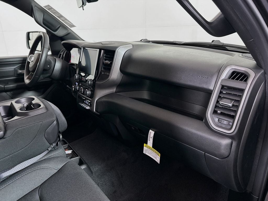 2026 RAM Ram 1500 RAM 1500 EXPRESS QUAD CAB 4X4 6'4' BOX