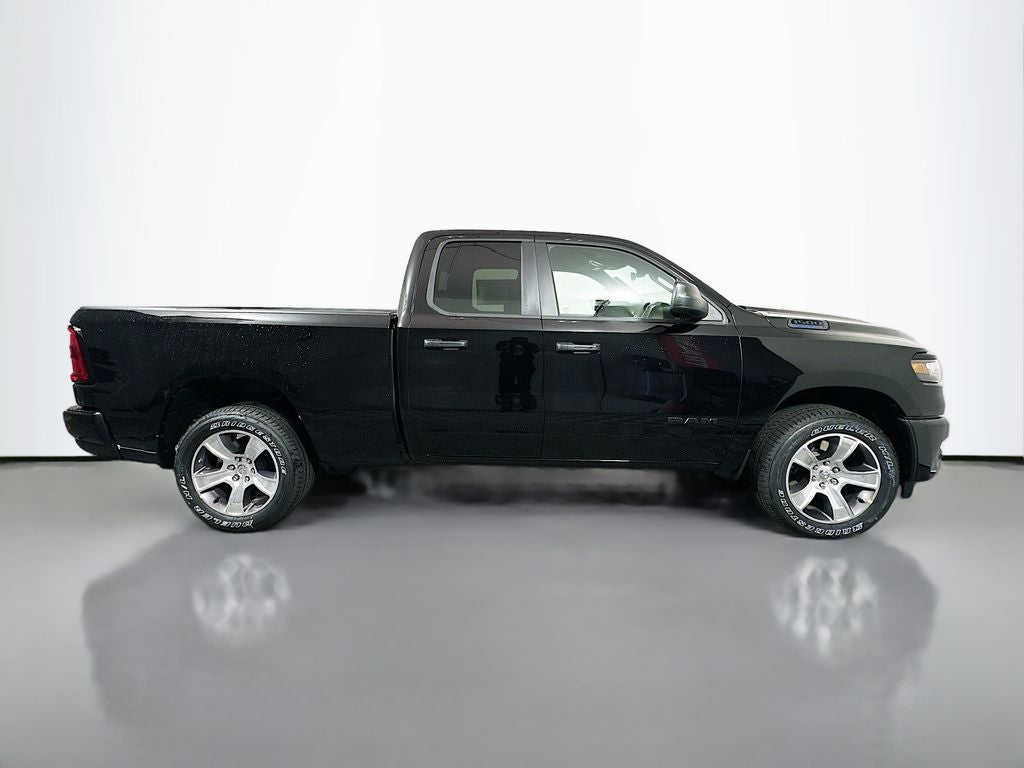 2026 RAM Ram 1500 RAM 1500 EXPRESS QUAD CAB 4X4 6'4' BOX