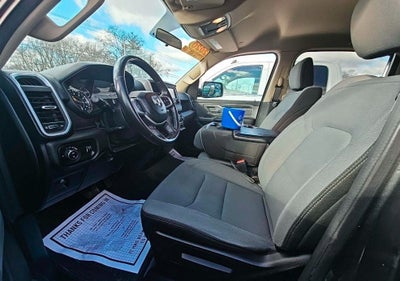 2020 RAM 1500 Big Horn Crew Cab 4x4 5'7' Box