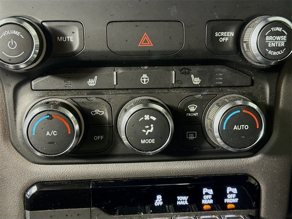 2021 RAM 1500 Big Horn Crew Cab 4x4 5'7' Box