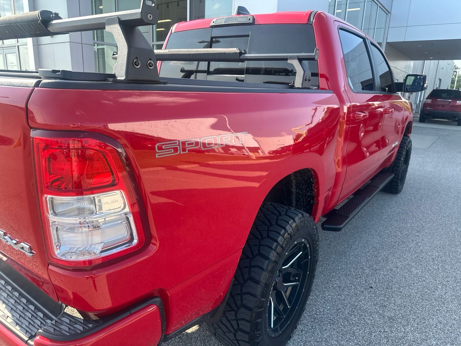 2021 RAM 1500 Big Horn Crew Cab 4x4 5'7' Box