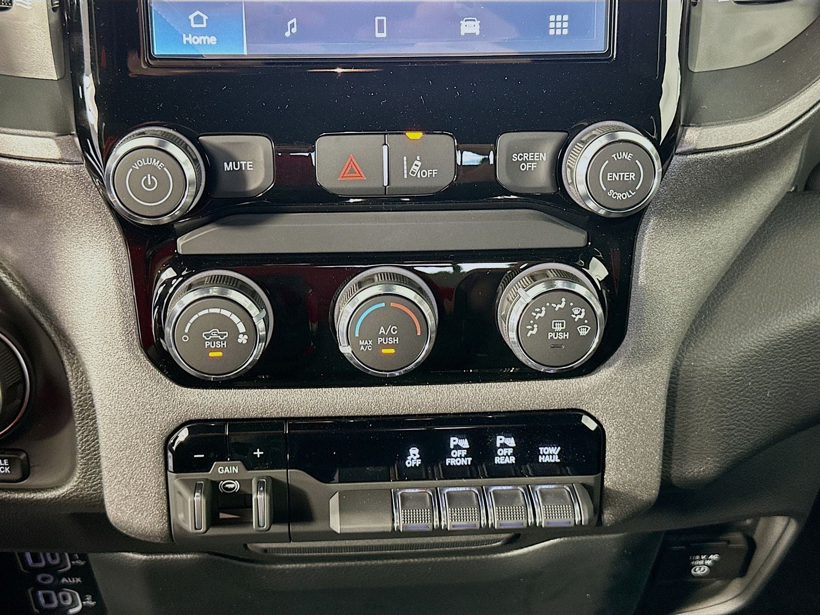 2026 RAM Ram 1500 RAM 1500 WARLOCK CREW CAB 4X4 5'7' BOX