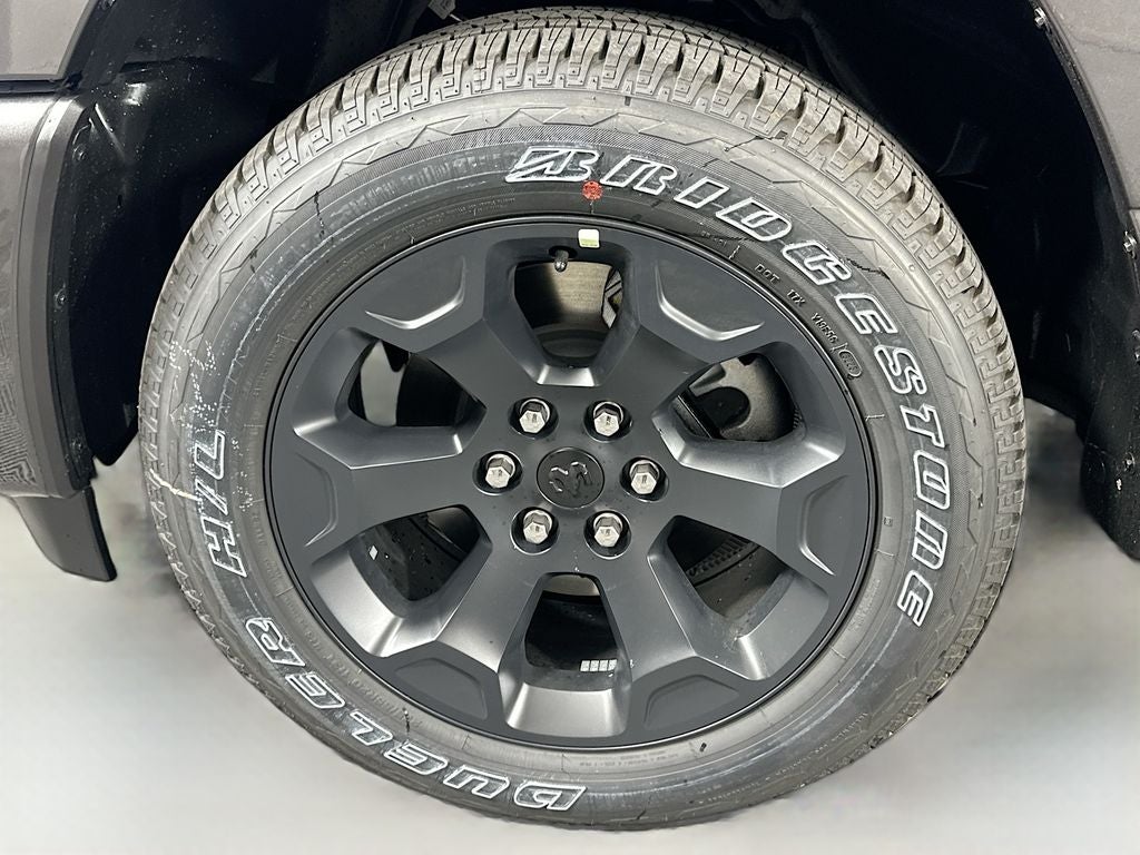 2026 RAM Ram 1500 RAM 1500 EXPRESS CREW CAB 4X4 5'7' BOX