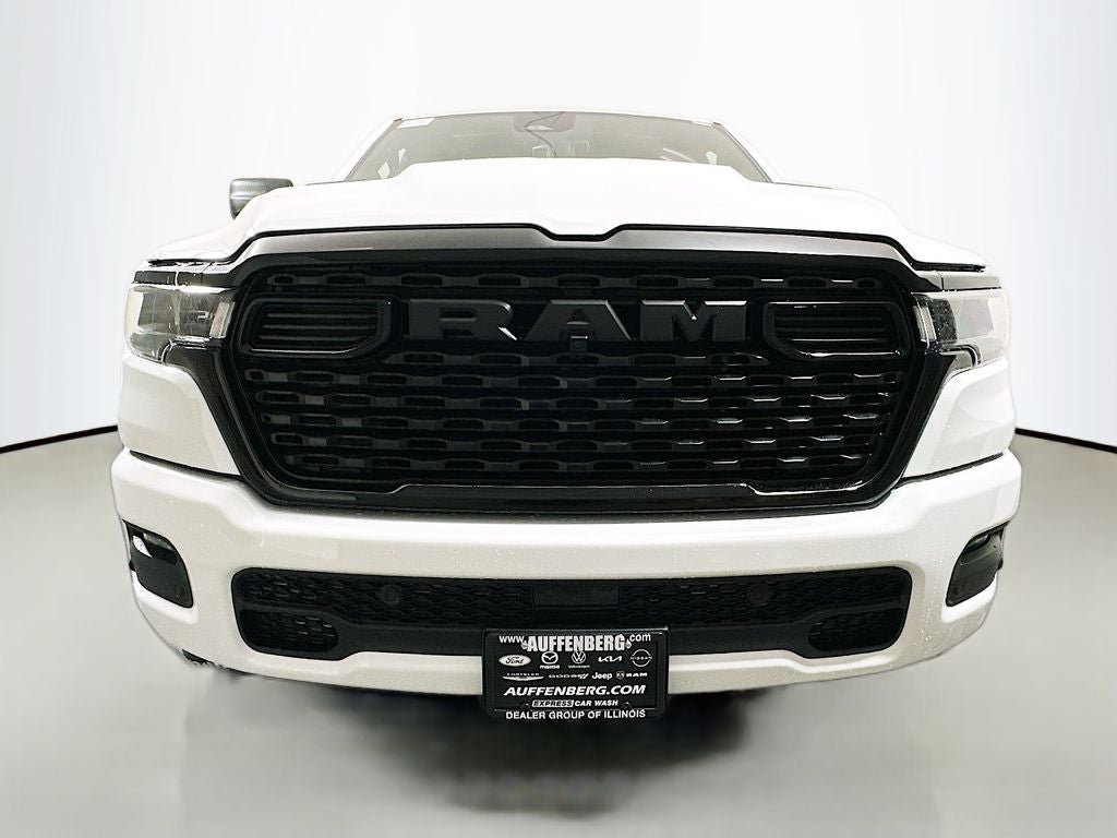 2026 RAM Ram 1500 RAM 1500 EXPRESS CREW CAB 4X4 5'7' BOX