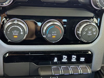 2026 RAM 1500 RAM 1500 EXPRESS CREW CAB 4X4 5'7' BOX