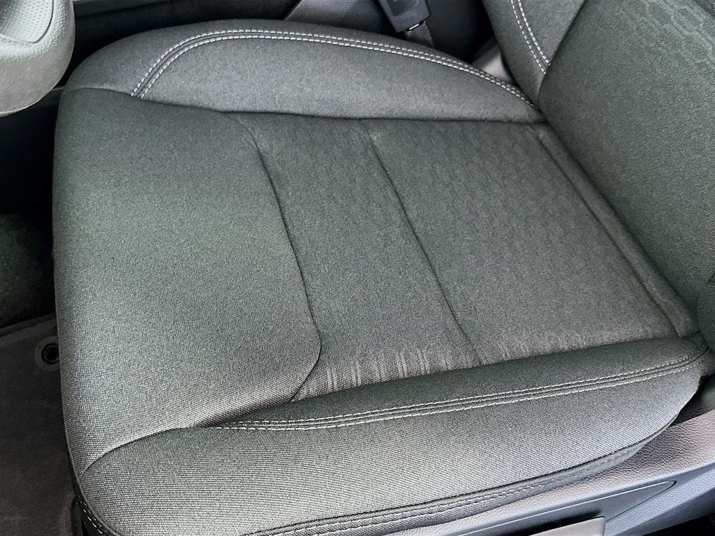 2026 RAM 1500 RAM 1500 EXPRESS CREW CAB 4X4 5'7' BOX