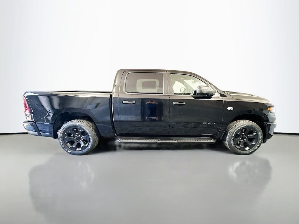 2026 RAM 1500 RAM 1500 EXPRESS CREW CAB 4X4 5'7' BOX