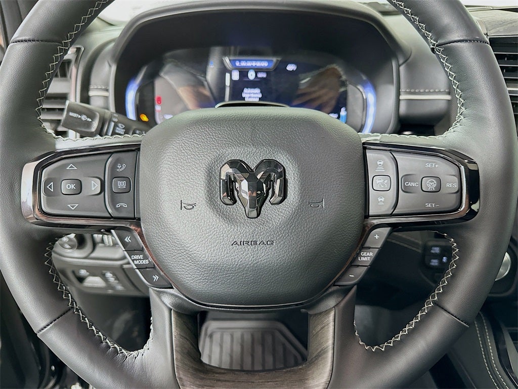 2026 RAM Ram 1500 RAM 1500 LIMITED CREW CAB 4X4 5'7' BOX