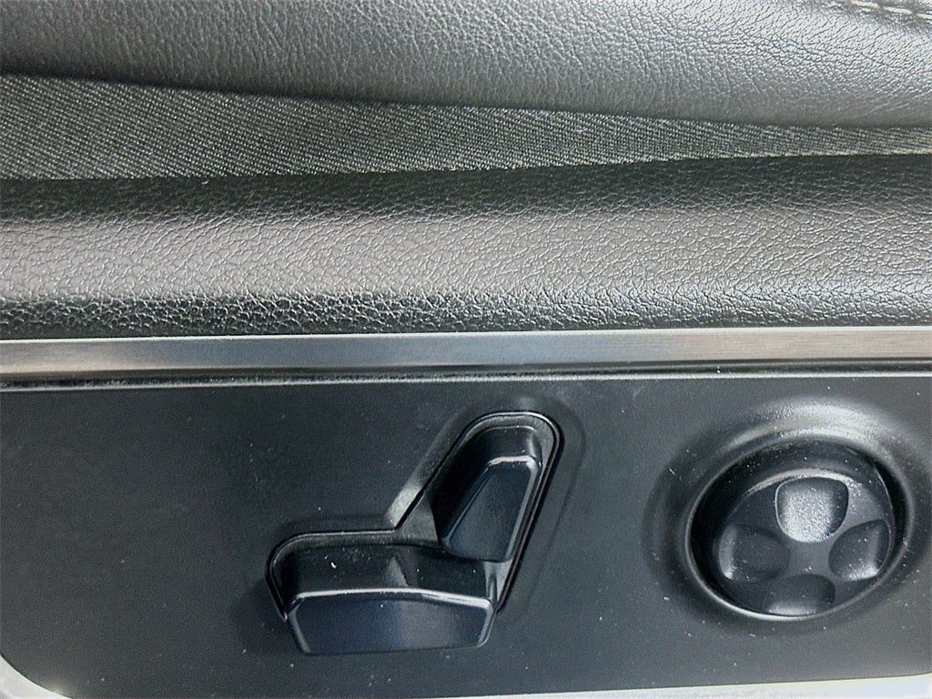 2020 RAM 1500 Limited Crew Cab 4x4 5'7' Box