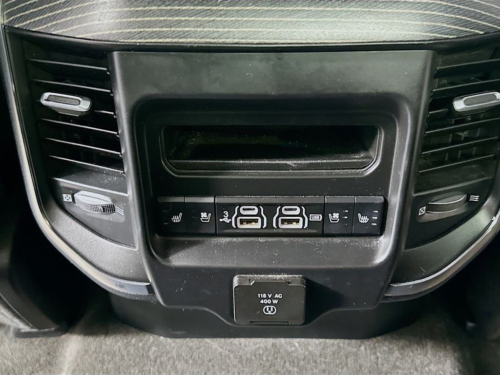 2020 RAM 1500 Limited Crew Cab 4x4 5'7' Box