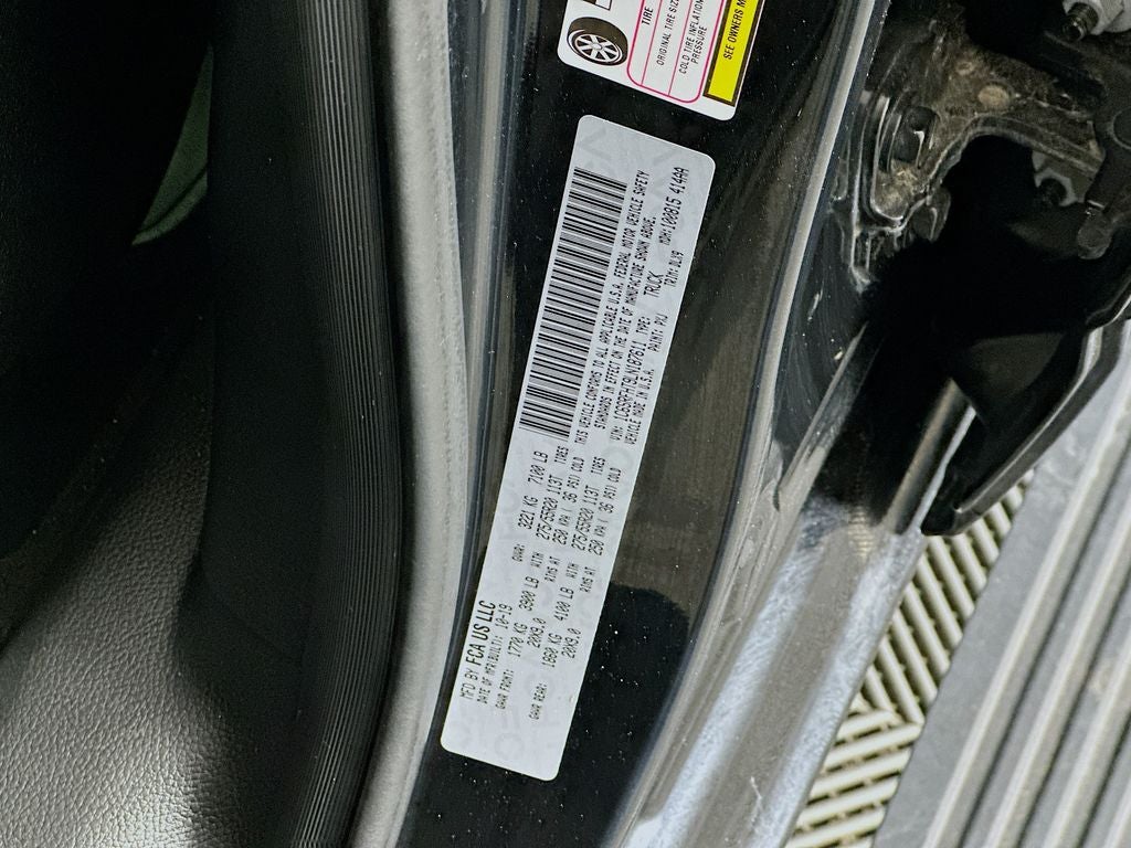 2020 RAM 1500 Limited Crew Cab 4x4 5'7' Box