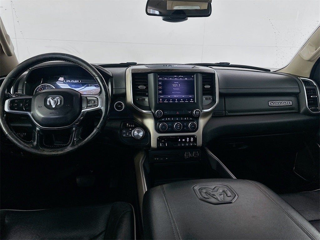 2019 RAM 1500 Laramie Crew Cab 4x4 5'7' Box