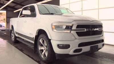 2020 RAM 1500 Laramie Crew Cab 4x4 5'7' Box