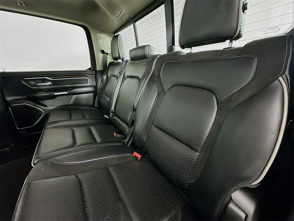 2022 RAM 1500 Laramie Crew Cab 4x4 5'7' Box