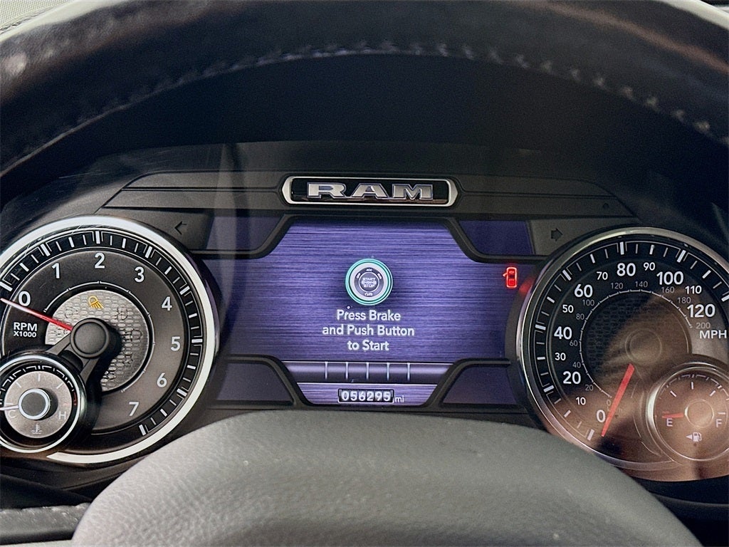 2020 RAM 1500 Laramie Crew Cab 4x4 5'7' Box