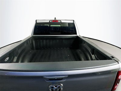 2020 RAM 1500 Laramie Crew Cab 4x4 5'7' Box