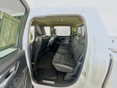 2019 RAM 1500 Laramie Crew Cab 4x4 5'7' Box