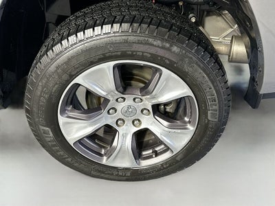 2019 RAM 1500 Laramie Crew Cab 4x4 5'7' Box