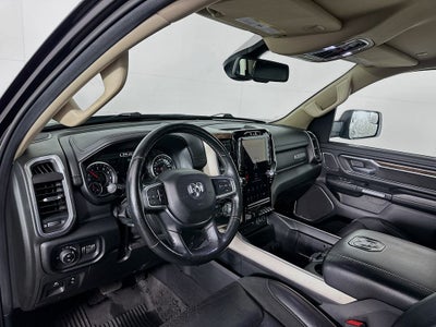 2019 RAM 1500 Laramie Crew Cab 4x4 5'7' Box