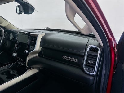 2019 RAM 1500 Laramie Crew Cab 4x4 5'7' Box