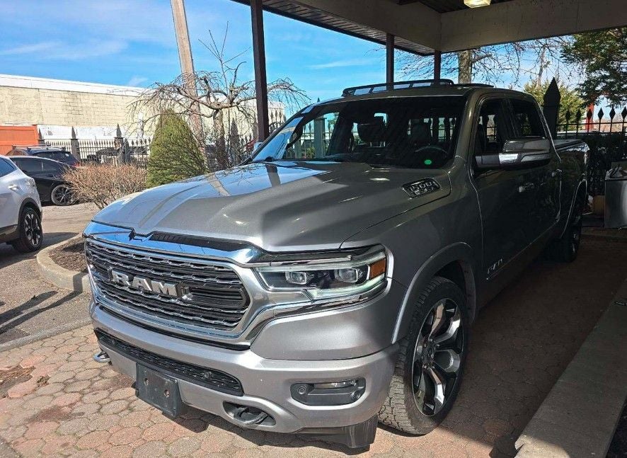 2019 RAM 1500 Limited Crew Cab 4x4 6'4' Box
