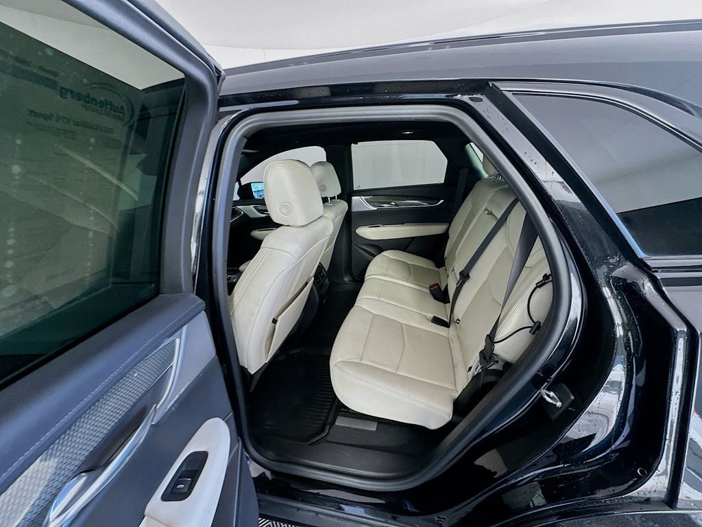 2021 Cadillac XT5 Sport